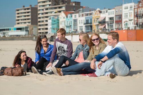 ZS-Banner-Jongeren-strand.jpg